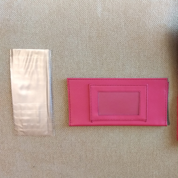 Wallet and checkbook. New never used. - Picture 7 of 8